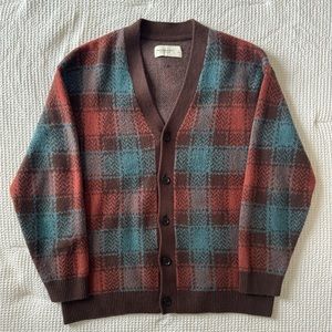 A&F Men’s Soft Cardigan - Size Large